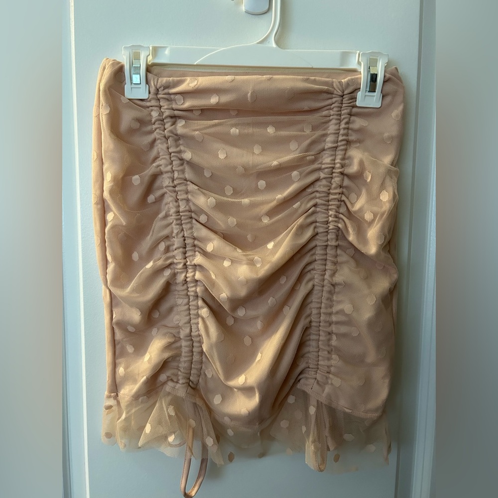 Light pink boohoo skirt
